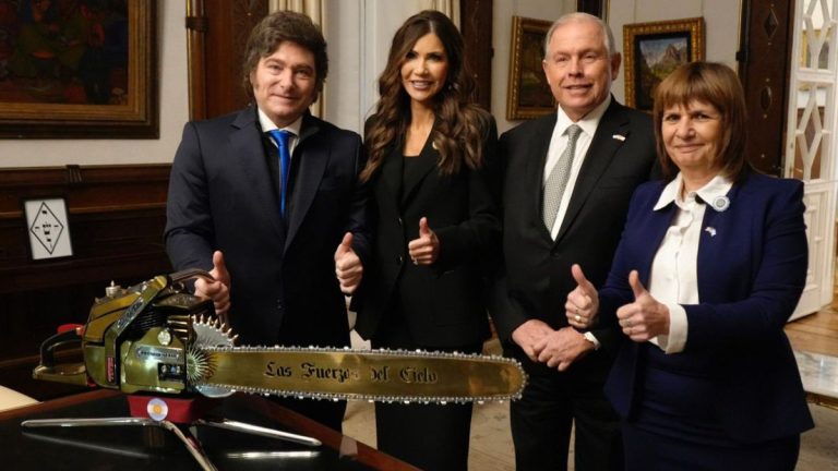 La polémica de Argentina y programa de Visa Waiver: Trump desmiente que se haya pausado su ingreso