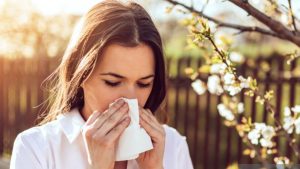 Hasta 90% de descuento: cuáles son y dónde comprar los antialérgicos más usados en primavera