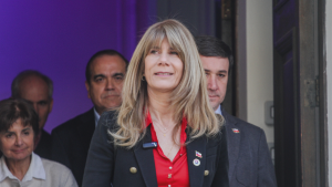 Chile Vamos toma distancia de apoyo de Ximena Rincón a regularizar inmigrantes como pide la SNA
