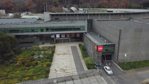 TVN destaca caída de 31% en pérdidas en el primer semestre gracias a plan de eficiencia