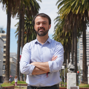 Jorge Sharp: “La derecha ha comenzado a ponerse en el lugar de que Jeannette Jara sea presidenta”