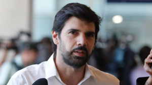 Joaquín Lavín Jr aseguró que eventual desafuero afectará 