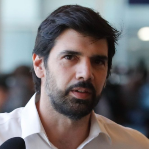 Joaquín Lavín Jr aseguró que eventual desafuero afectará 