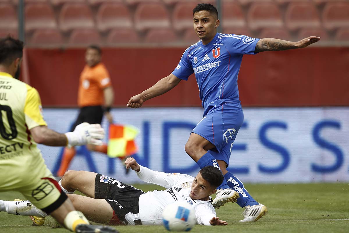 La U vence 3-0 a Colo Colo.