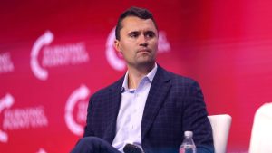 Charlie Kirk, activista pro Trump, es asesinado en evento universitario en Estados Unidos