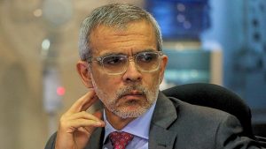 En el país donde vive el ministro Cordero
