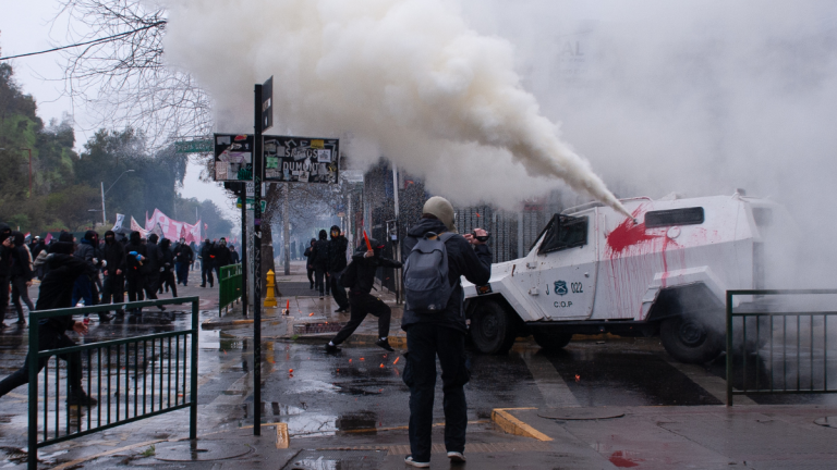 Al menos 20 detenidos: el balance que dejó la romería al Cementerio General tras reporte de incidentes