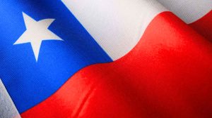 Bandera chilena en Fiestas Patrias: qué día se instala, cómo y las multas que arriesgas si no lo haces