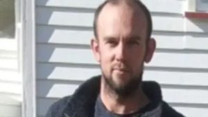 La historia del hombre que huyó con sus tres hijos, vivió prófugo casi cuatro años y fue abatido por la Policía de Nueva Zelanda