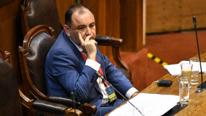 Contundente votación: Cámara de Diputados aprueba AC contra juez Ulloa y Senado definirá si es destituido del Poder Judicial