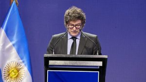 Elecciones legislativas en Argentina: Por qué  Milei se juega su futuro político