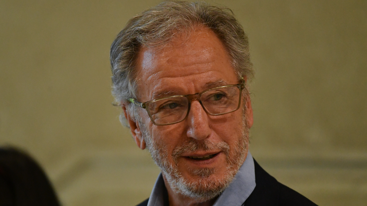 Comisión que revisará AC contra Pardow: Mulet confirmó que Álvaro García es el primer citado