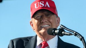 Donald Trump acusa a China de utilizar a Venezuela como ruta para traficar fentanilo en Estados Unidos