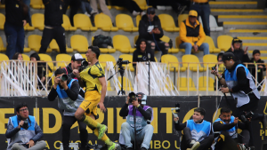 Coquimbo se prueba la corona: vence a Colo Colo y queda a 15 puntos del segundo