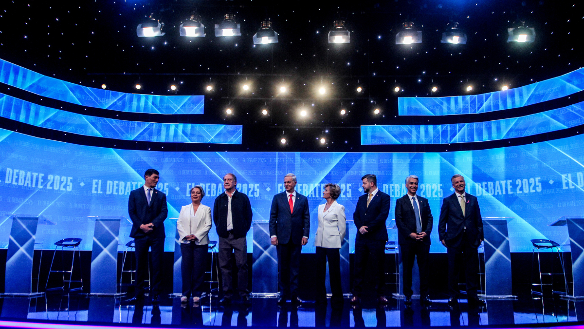 Jara marca nuevas diferencias con el PC, la propuesta carcelaria de Parisi y la furia de ME-O: lo que marcó el nuevo debate presidencial