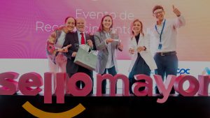 Entel recibe el Premio IniciativaMayor 2025 por su compromiso con las personas mayores