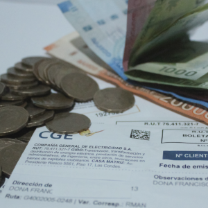 El error de cálculo que detectó la Comisión Nacional de Energía y que hará bajar las cuentas de la luz