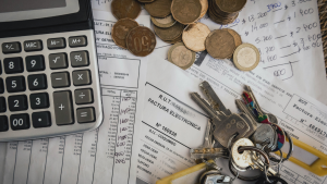 Los detalles del proyecto que reduce el pago de contribuciones a adultos mayores