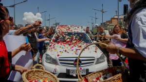 FOTOS - Masivo funeral de Héctor Noguera: de la emoción de sus hijos a la aparición de Cristián Campos