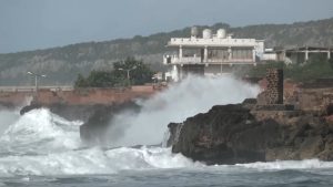Huracán Melissa toca tierra en Cuba tras debilitarse: 