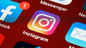 Meta anuncia mayor seguridad para adolescentes en Instagram: menos lenguaje fuerte, temas sensibles y escenas de riesgo