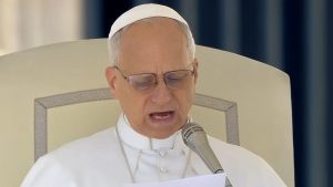 Papa León XIV publica su primer gran documento: critica a la 