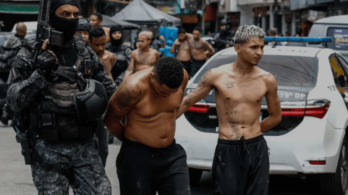 VIDEOS – Megaoperativo en favelas de Río de Janeiro deja más de 60 muertos y 81 heridos
