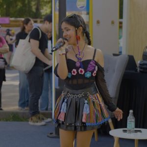 Desde San Pedro de Atacama a Ruidosa Fest: SQM Litio lleva el talento de Marianh Torrijo al principal festival femenino del país