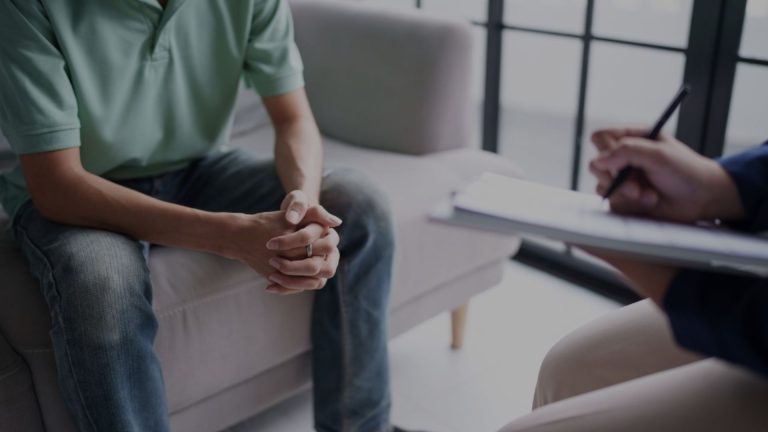 Hablar sigue siendo la clave: más de un millón de personas en Chile no consulta por salud mental a pesar de tener síntomas