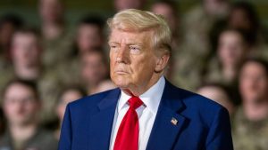 Trump corta relaciones comerciales con Canadá: los motivos que involucran al ex presidente Reagan y sus implicancias en el comercio