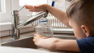 Confirman corte de agua en comunas de la RM: conoce los horarios y zonas afectadas