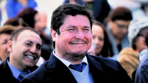 Presunto fraude al fisco, fiestas de madrugada y un botón secreto: las acusaciones contra Gonzalo Montoya, el ex alcalde de Macul