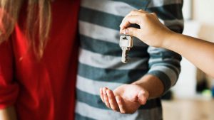 Entrega más de $6 millones: revisa los requisitos y cómo postular al subsidio de arriendo 2025