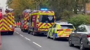 VIDEO - Mató a dos personas: el tenso momento en que el atacante a una sinagoga en Manchester fue abatido