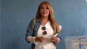 Cathy Barriga fue acusada de cohecho al votar en Maipú