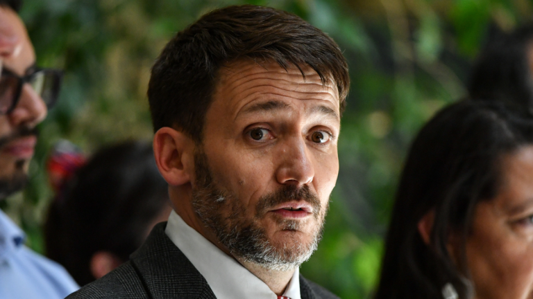 Diego Pardow y aprobación de admisibilidad de AC: 