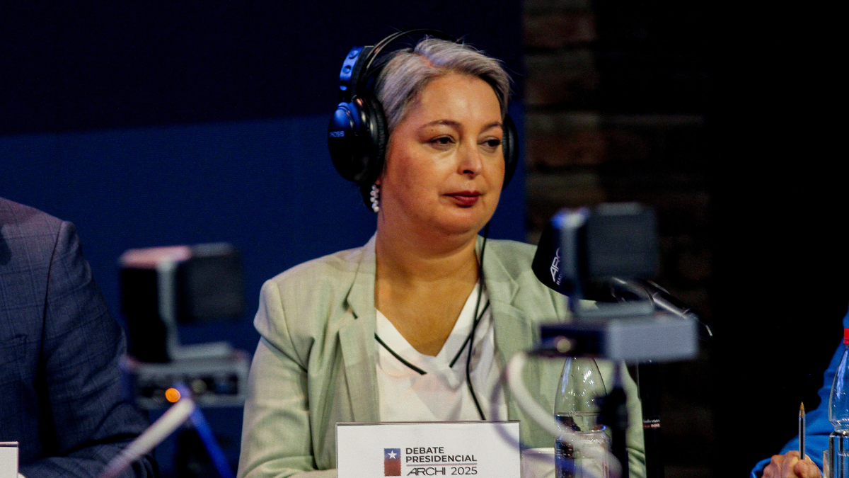 Jara intensifica crítica al Gobierno por vivienda: “Me incomoda que no se destinen los recursos necesarios”