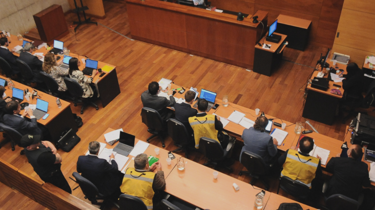 Trama bielorrusa: Corte Suprema investigará a conservadores y notarios de San Miguel y Chillán