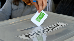 Resultados preliminares del voto en el extranjero: Jara consolida primera mayoría y Kaiser asoma en el segundo lugar