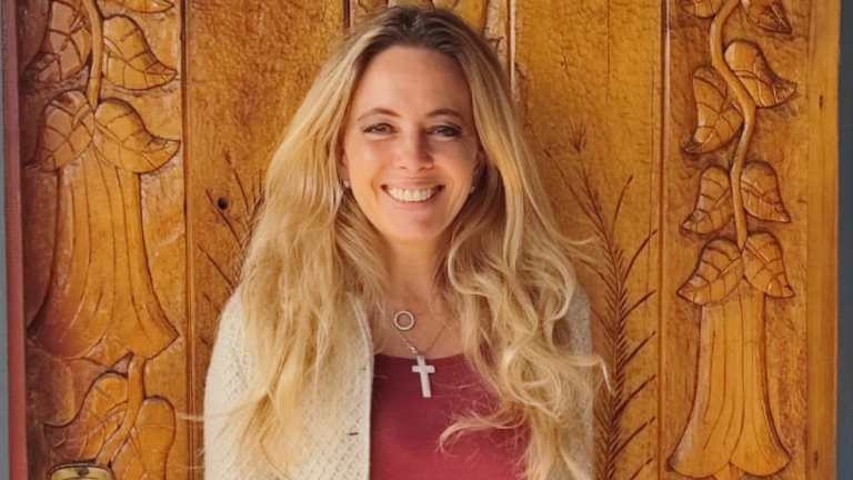 Vanessa Kaiser, primera senadora libertaria: 