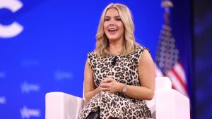 ICE detiene a cuñada de la secretaria de Prensa de Estados Unidos