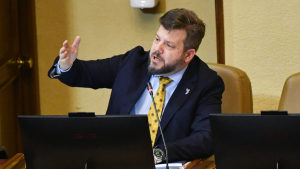 Las duras críticas de Kaiser a bancada del PDG: 