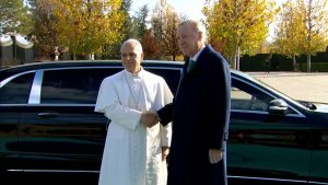 Las primeras horas de la gira del Papa León XIV: 