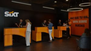 Tattersall sella alianza con la alemana SIXT y potencia su liderazgo en movilidad en Chile