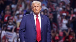 Trump amenaza con demandar a la BBC por 1.000 millones de dólares: da ultimátum con fecha y hora