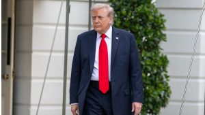 La contradicción de Donald Trump: sus empresas aumentaron el número de trabajadores extranjeros pese a políticas anti inmigrantes