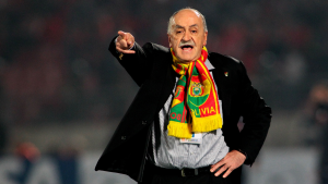 El fútbol está de luto: el ex entrenador de La Roja, Xabier Azkargorta, murió a los 72 años