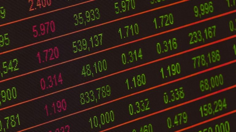 Histórico: cómo se explica el alza récord que obtuvo la Bolsa de Valores y los efectos que traerá