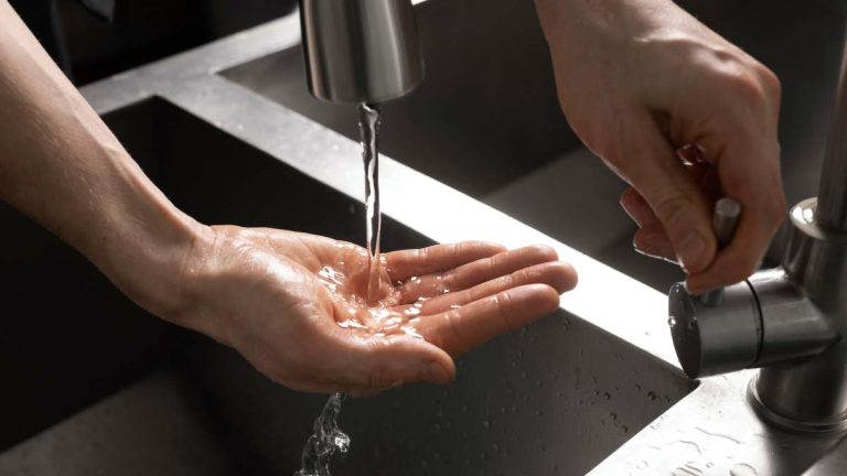 MAPAS - Las seis comunas de la RM tendrán cortes de  agua potable por 12 horas