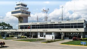 Pese a amenazas de Maduro: aerolíneas mantienen la suspensión de vuelos a Venezuela